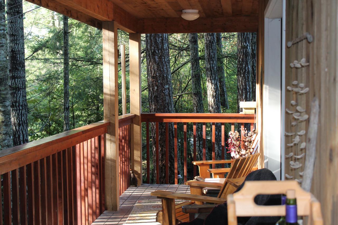 The Perch On Gabriola Bed & Breakfast Exterior foto